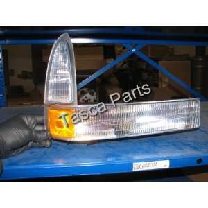  Ford 2C3Z 13200 AA   PARKING LIGHT   WITH Automotive