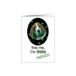 St. Patricks Card   Kiss Me, Im Irish (French)   featuring a Basset 