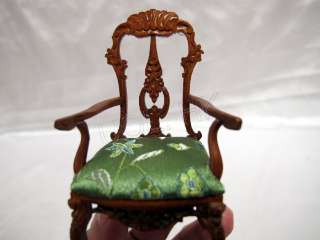 High end quality of carved arm chair for 112 scale doll house green 