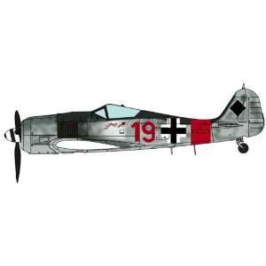  09094 1/48 Focke Wulf Fw190A 8 Toys & Games