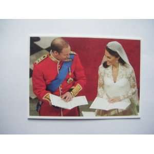  Postcard   Prince William and Kate Middleton in the Abbey 