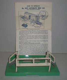 Vintage Lionel #3472 Automatic Milk Car & Platform  