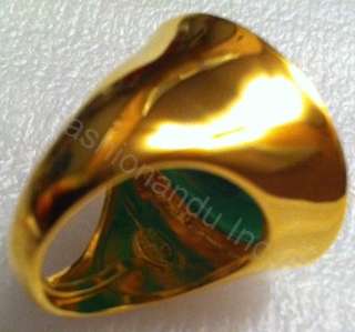 Kenneth Jay Lane polished gold/apple jade ring  