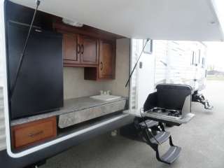 pick you up at the airport double slide sleeps 11 rear double bunk bed 