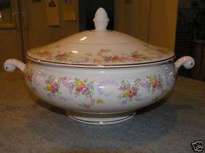 VINTAGE HOMER LAUGHLIN FOOTED EGGSHELL NAUTILUS DuBARRY COVD CASSEROLE 