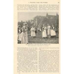  1900 England Lady Warwick Hostel Farm Training Women 