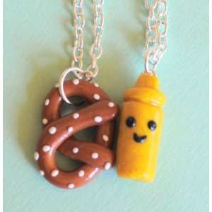    Handmade Pretzel & Mustard Best Friend Necklaces Toys & Games