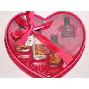 Bath & Body Works Signature Collection Sensual Amber Heart Shaped Gift 
