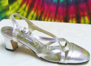 size 6.5 B ladies vtg 60s silver slingback pumps shoes  