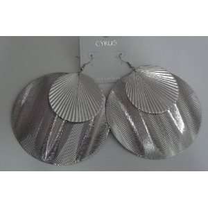    Metal Silver Tone Shell Look Disc Earrings 
