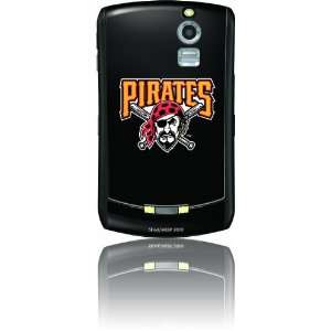   Skinfits Curve 8330 (MLB PITT PIRATES) Cell Phones & Accessories