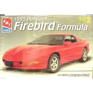  AMT/Ertl 1995 Pontiac Firebird Formula 1/25 Scale Plastic Model Kit 