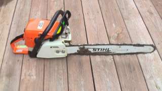 STIHL 039 GAS POWERED CHAINSAW 20 BAR AND HARD CASE MUST SEE  