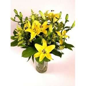  Jubilee Fresh Yellow Lily Bouquet