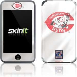  Cincinnati Reds   Cooperstown Distressed skin for iPod 