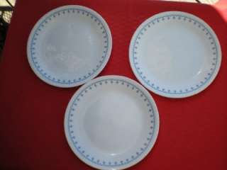 Corelle Snowflake Garland Luncheon Plates 3  