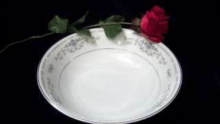   BOWL IN THE DIANE PATTERN    MINT CONDITION     ESTATE FIND