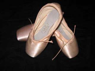 NEW Fuzi Pointe Shoes Ballet Dance 3/4 Shank EUR Pink  