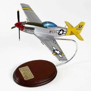  P 51D Mustang Miss Ruth Scale Model Aircraft Toys & Games