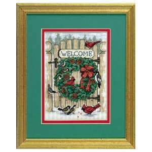   Holiday Wreath Gold Collection Cross Stitch Kit Arts, Crafts & Sewing