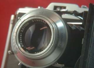 Camera comes with its original case in VERY excellent condition.