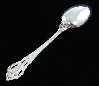 Lunt Eloquence Sterling Flatware Oval Soup Spoon Place  