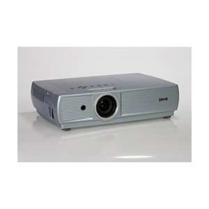  Eiki LC XS25A LCD Video Projector   2600 Lumens 