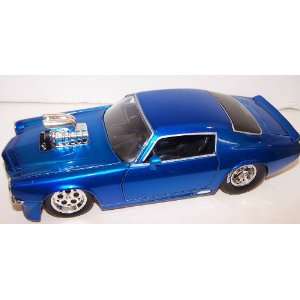   Muscle with Blown Engine 1971 Chevy Camaro in Color Blue Toys & Games