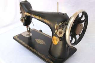 Vintage Singer Sewing Machine Model 66   1926 Treadle for Parts or 