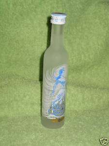 SNOW QUEEN Vodka Frosted Glass Mini 50ml VERY BEAUTIFUL  