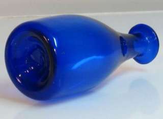 DEEP SAPPHIRE BLUE BLOWN GLASS MIDWESTERN CRUET OR DECANTER BOTTLE 