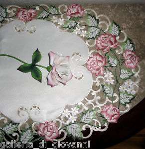 Garden Rose white lace Doily Table Runner 28 Flower  