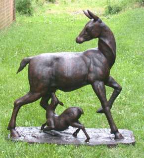 Cast Bronze Outdoor Standing Deer with Baby Statue  
