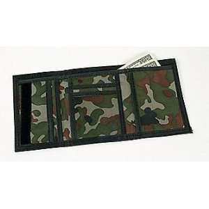  1 Unit Camouflage Military Velcro Wallet ~ One Piece 