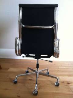 Eames Soft Alu Chair Leder schwarz in Nordrhein Westfalen   Erftstadt 