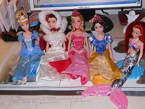 Barbiepuppen Disney Sortiment Mattel  