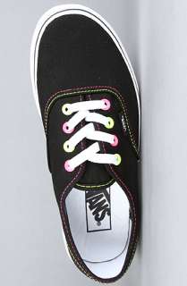   in neon black $ 32 00 converter share on tumblr select size 5 5 5