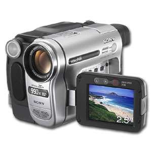 Sony TRV138 / 20x Optical Zoom / 990x Digital Zoom / Hi8 Handycam 