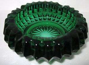 Vintage Thick Heavy Glass Round Emerald Green Ashtray  
