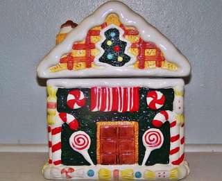 Christmas Holiday Gingerbread Ceramic Cookie Jar World Bazaar FREE 