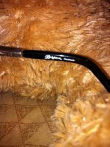 These Brighton sunglasses have been previously used and worn. Normal 