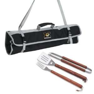   Piece Wooden Handle BBQ Utensil Set with Tote