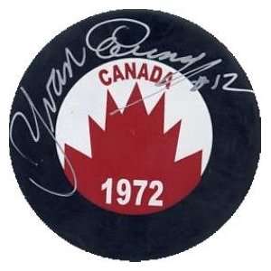    Yvan Cournoyer Signed Puck   Team Canada)