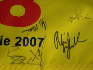   GOLF FLAG SIGNED BY 22 STARS INCLUDING PHIL MICKELSON & ERNIE ELS