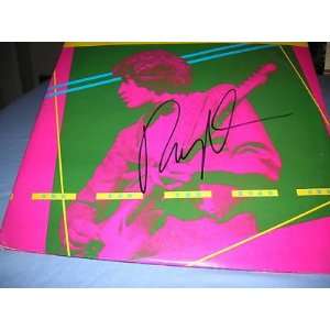  RAY DAVIES (CO FOUNDER of KINKS in 1964) Signed Album 