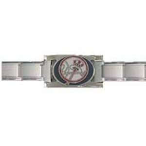  MLB New York Yankees Logo Italian Charm Starter Bracelet 