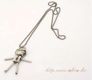 Retro Robot Necklace Long Chain Vintage Style charm NEW XL49  