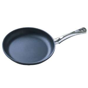  Berndes Milestone 11 Inch Skillet