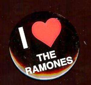 old I Love ( Heart ) the Ramones Pin Pinback Button  