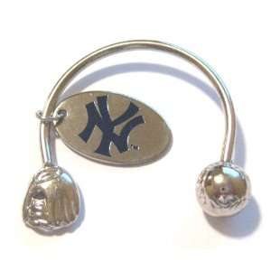  New York Yankees MLB U Key Ring Keychain Sports 
